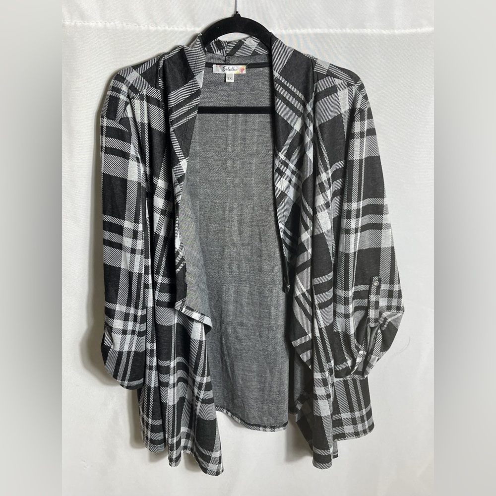 SoleilLee Black Gray Plaid Open Front Cardigan Ruched Sleeves Plus Size 3X